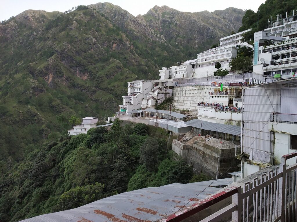 vaishno-devi-5191240_1280